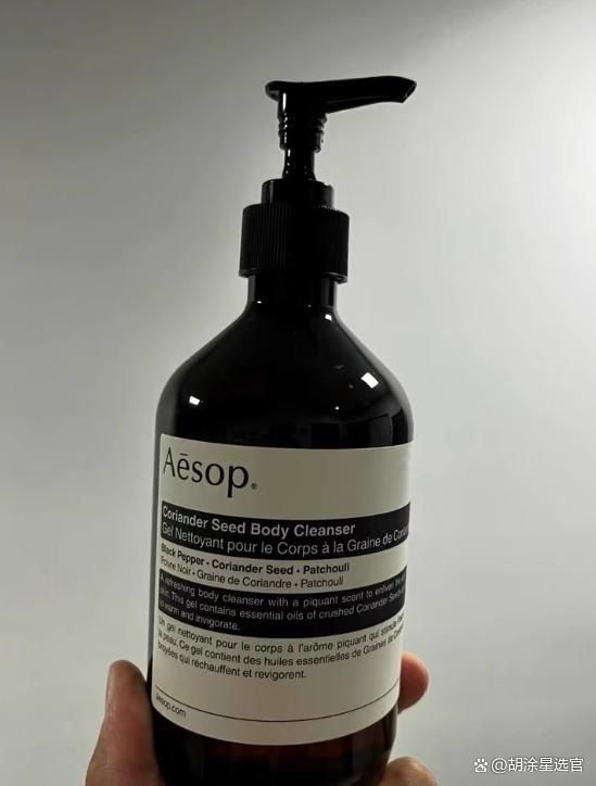 URRYN 保湿美白锁水大容量性价比拉满开元棋牌app身体乳哪个牌子的好用？S(图6)